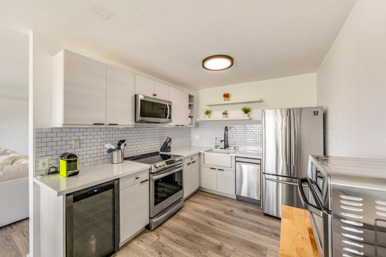 Newly Renovated Condo With Sup Paddle Boards And Golf Clubs Included Kailua-Kona Exteriér fotografie