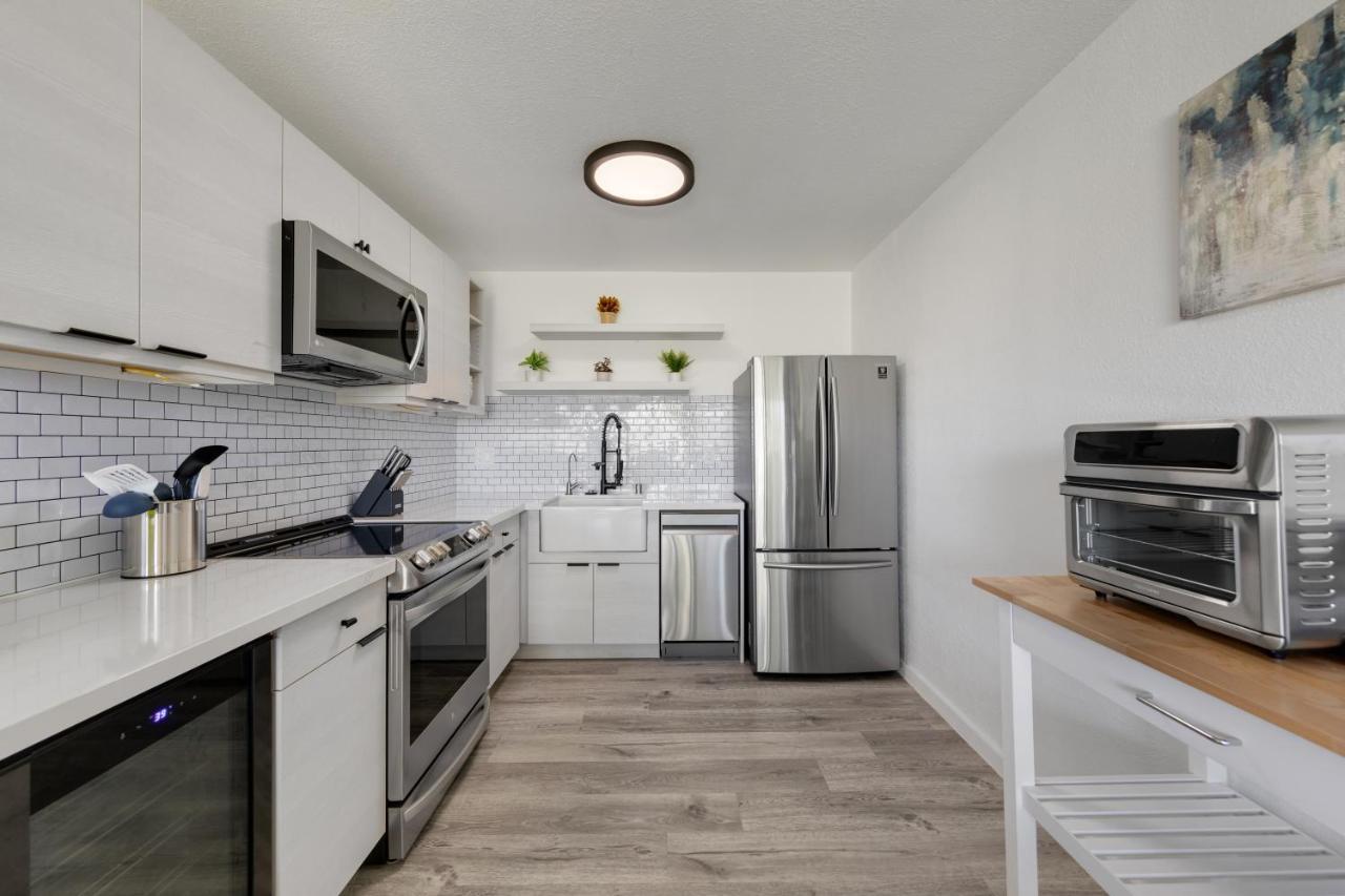Newly Renovated Condo With Sup Paddle Boards And Golf Clubs Included Kailua-Kona Exteriér fotografie
