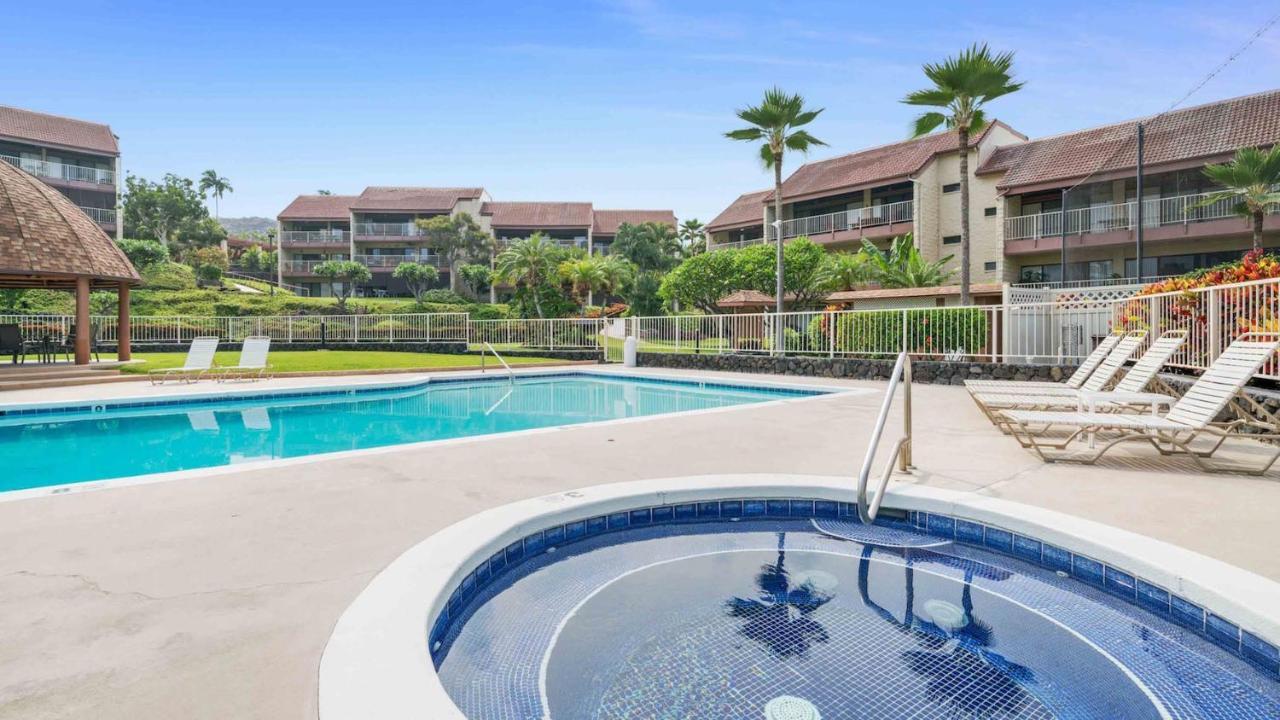 Newly Renovated Condo With Sup Paddle Boards And Golf Clubs Included Kailua-Kona Exteriér fotografie